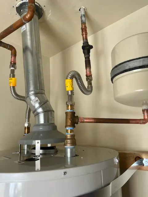 Water heater installation and plumbing repair in Lutz